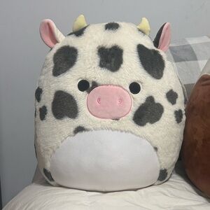 BNWT Pristine FuzzAmallows 16” Ultrasoft Colin the cow Squishmallow from USA 🇺🇸